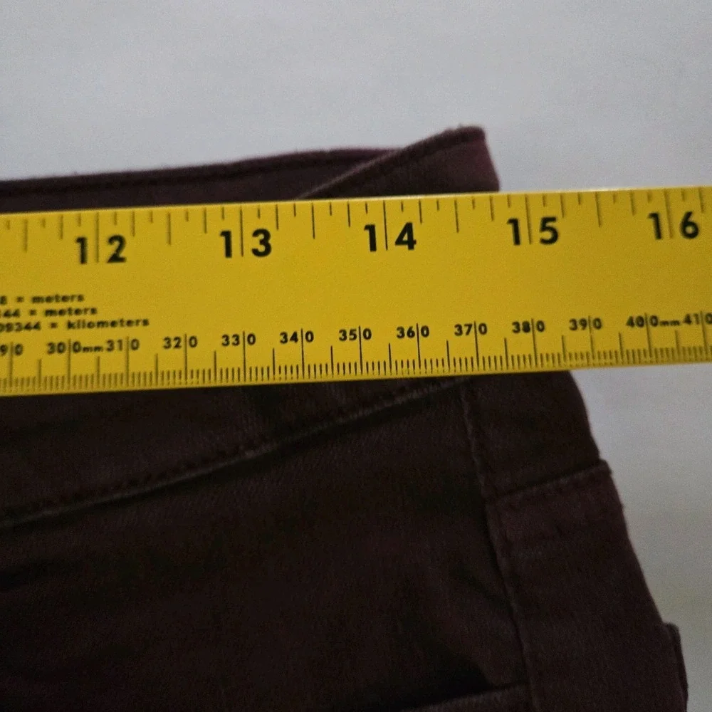 American Eagle Hi-Rise Shortie Women's Size 8 Maroon Denim Shorts Super Super...